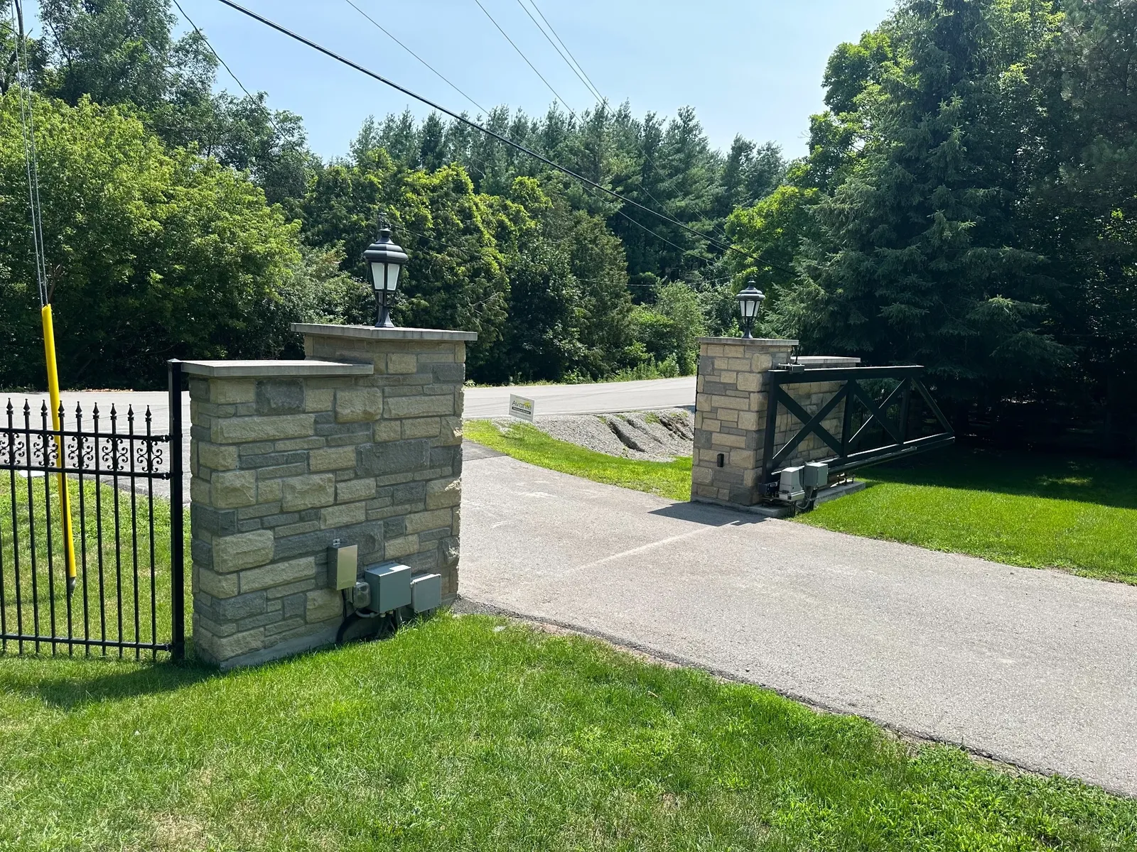 Custom stone gate post and entrance pillar project