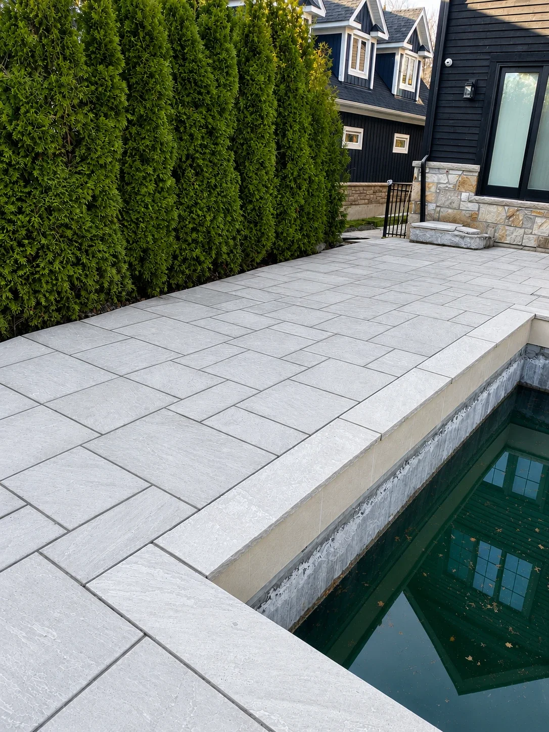 Flagstone & Porcelain